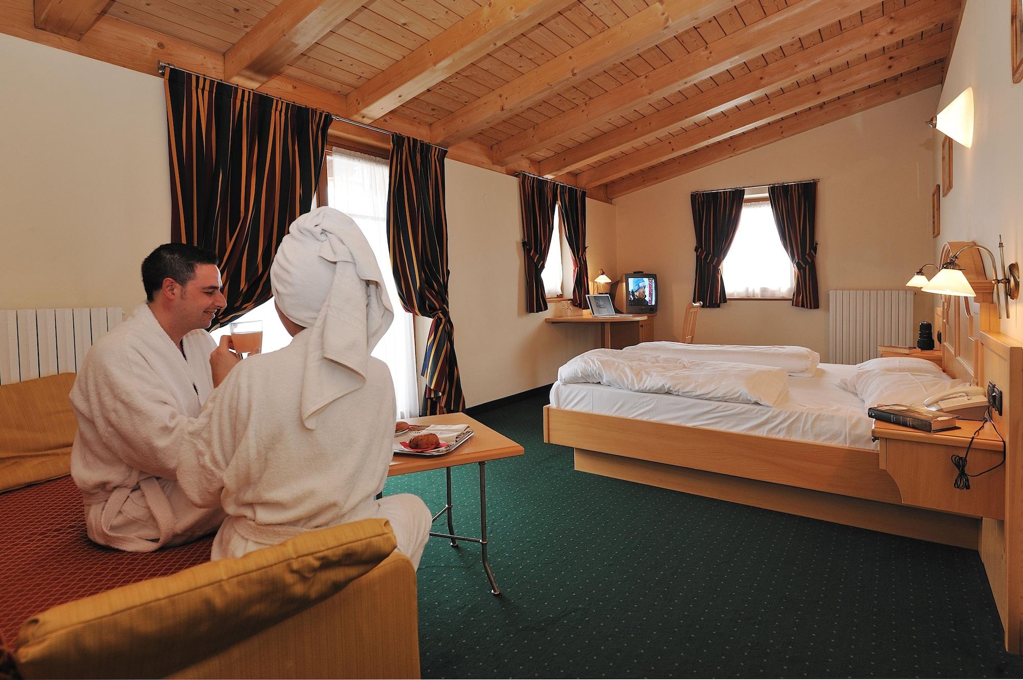 Hotel Touring Λιβίνιο Εξωτερικό φωτογραφία