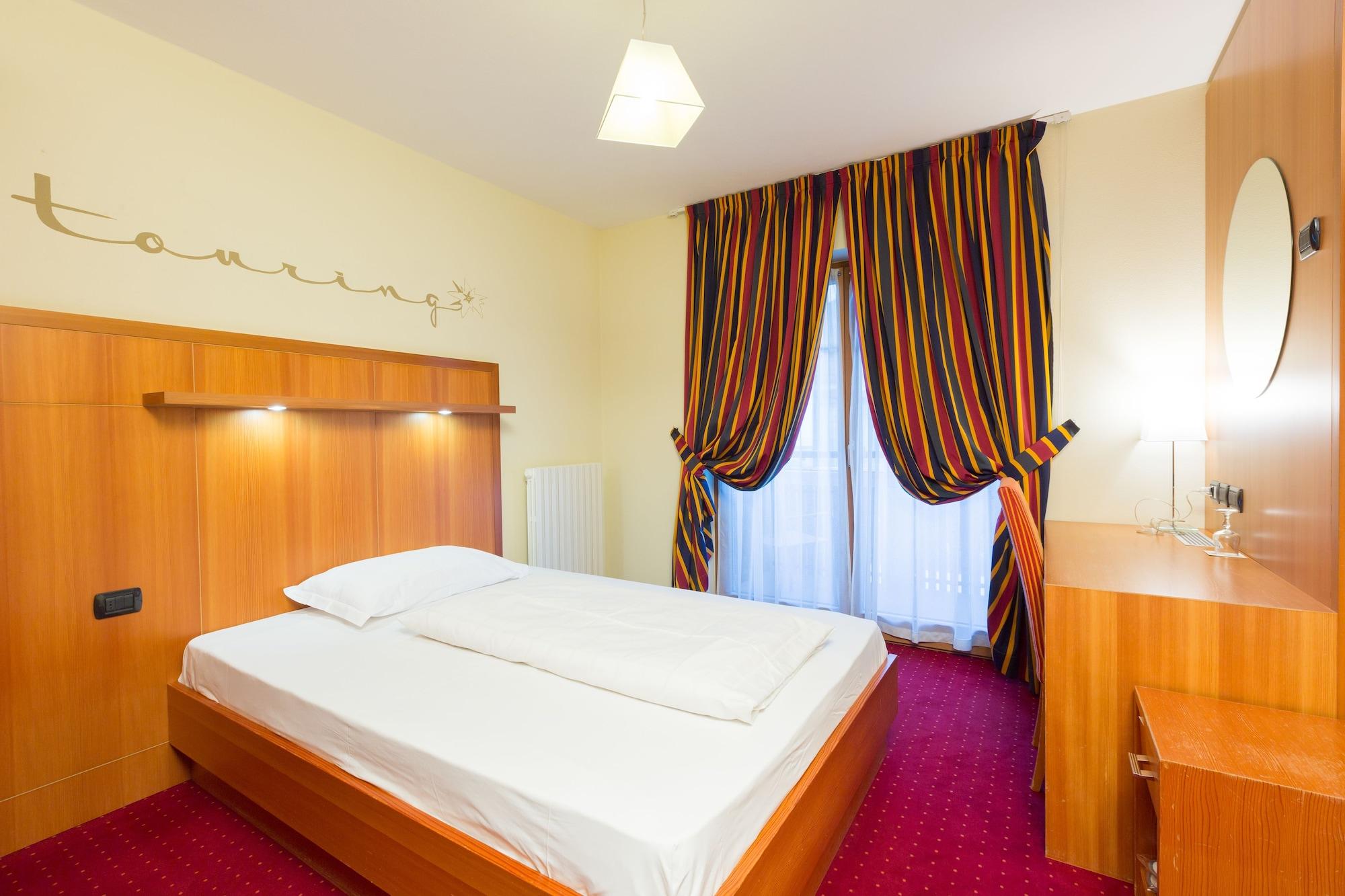 Hotel Touring Λιβίνιο Εξωτερικό φωτογραφία