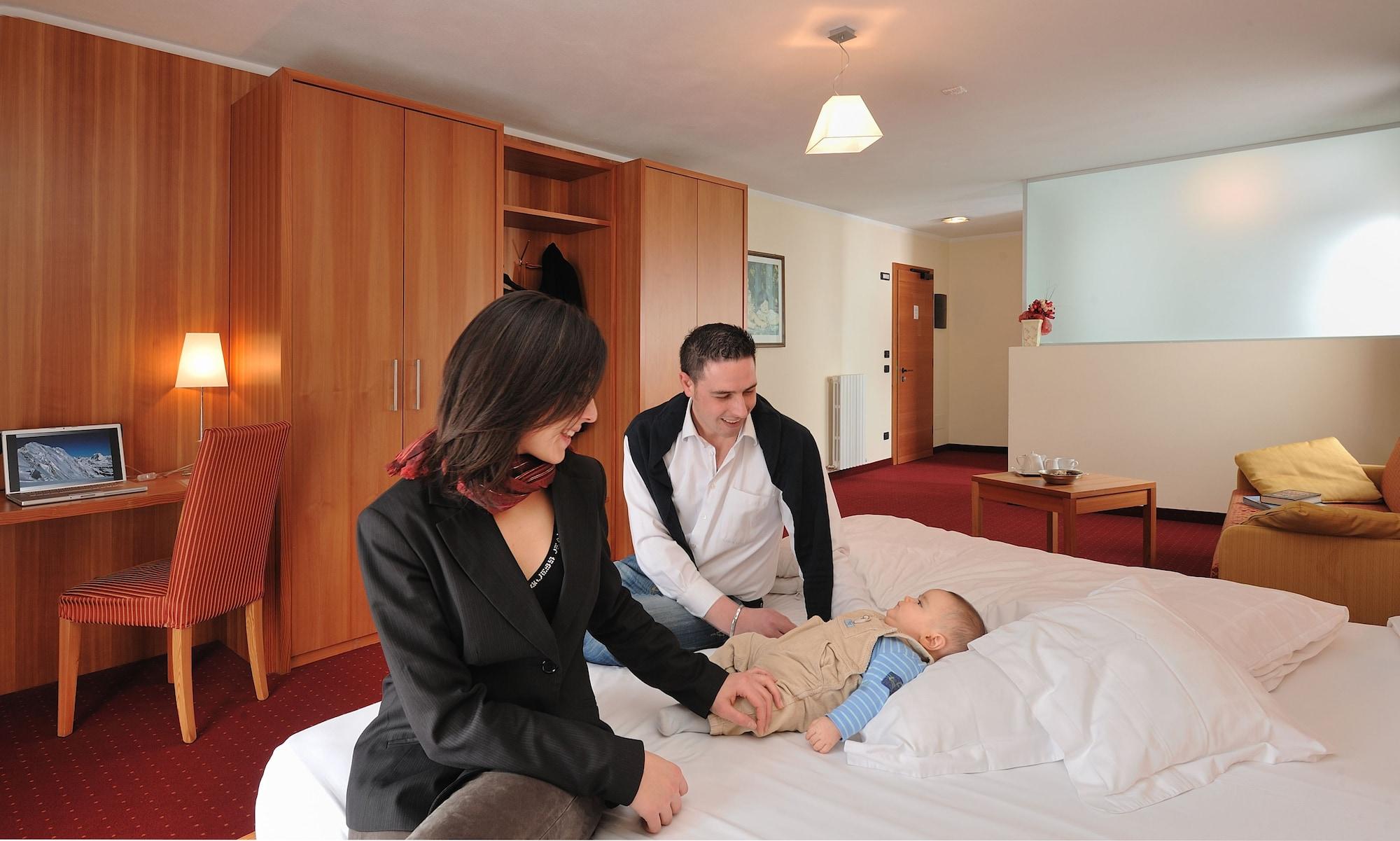 Hotel Touring Λιβίνιο Εξωτερικό φωτογραφία