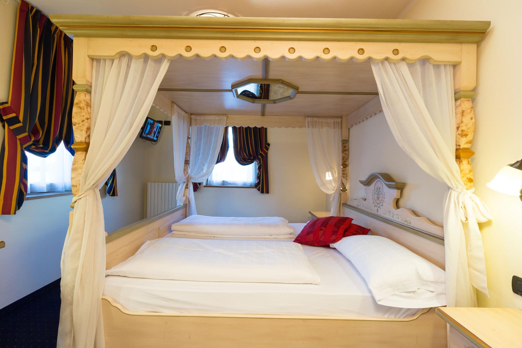 Hotel Touring Λιβίνιο Εξωτερικό φωτογραφία