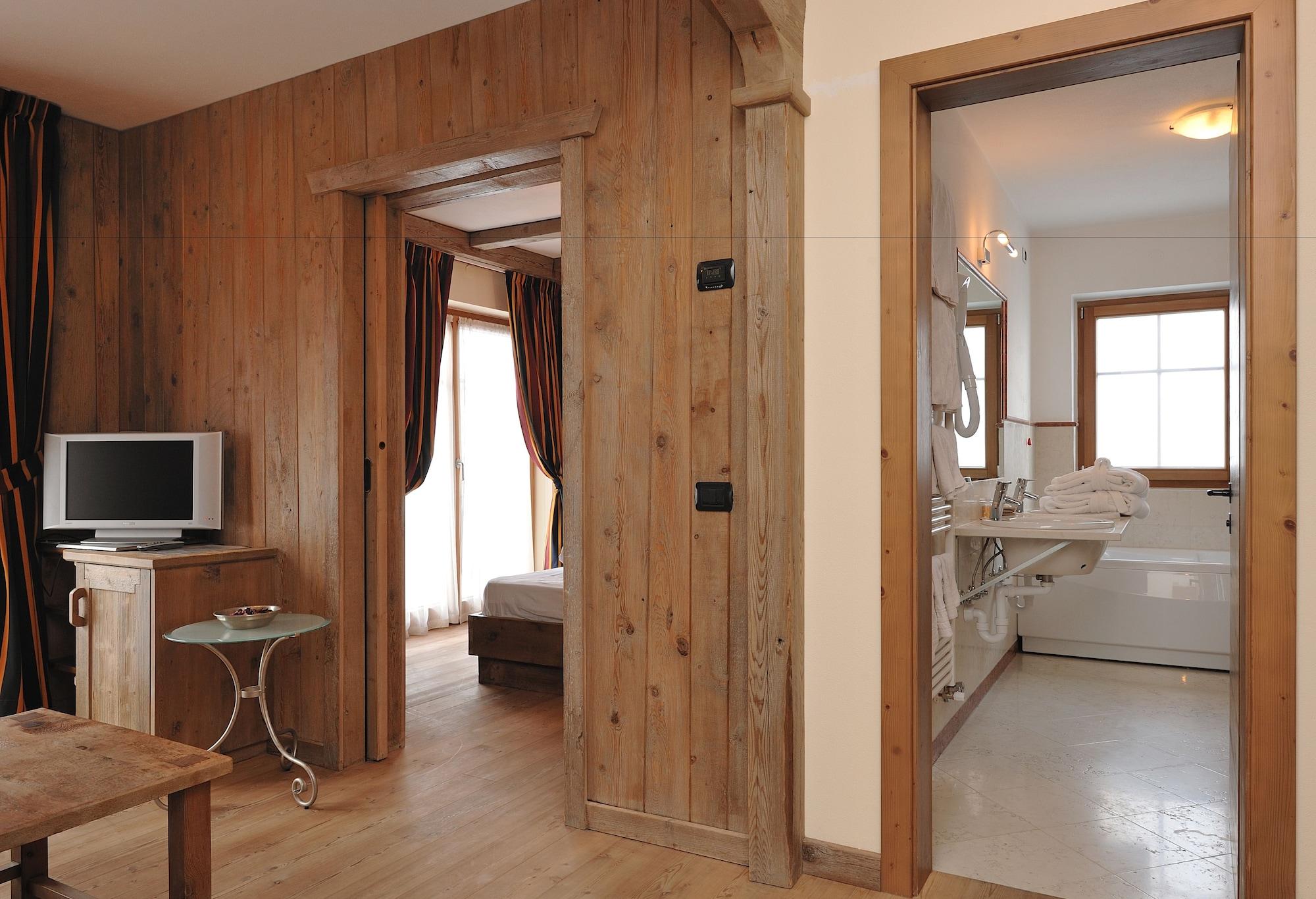 Hotel Touring Λιβίνιο Εξωτερικό φωτογραφία