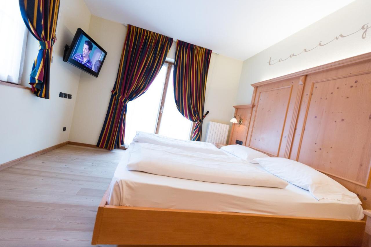 Hotel Touring Λιβίνιο Εξωτερικό φωτογραφία