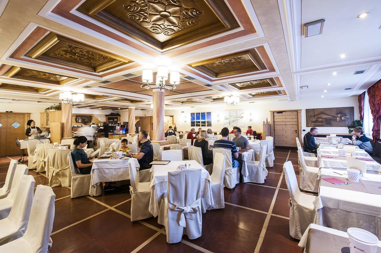 Hotel Touring Λιβίνιο Εξωτερικό φωτογραφία