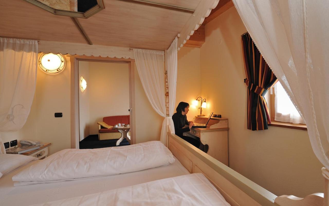 Hotel Touring Λιβίνιο Εξωτερικό φωτογραφία